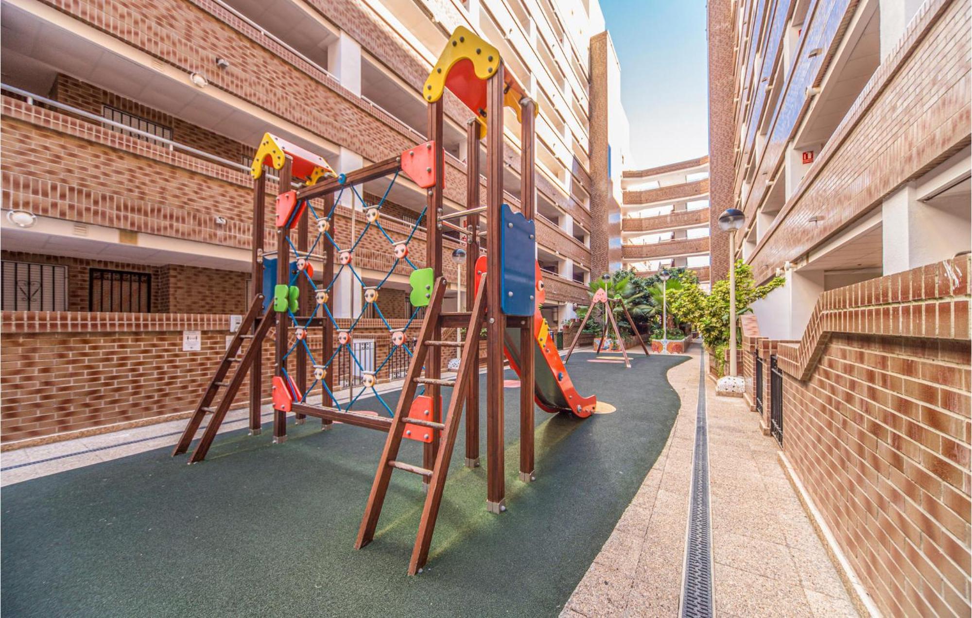 2 Bedroom Lovely Apartment In Oropesa Del Mar Exterior photo